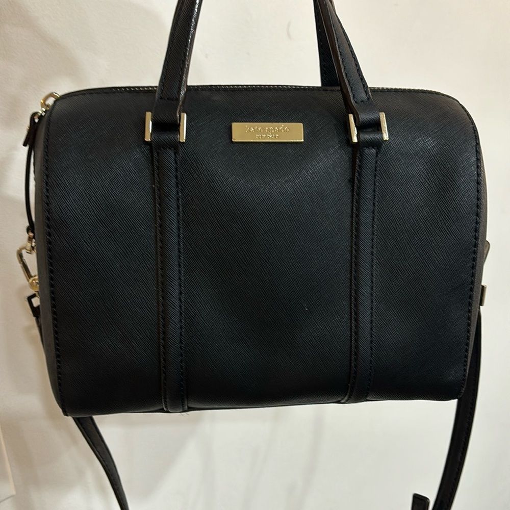 Kate Spade Black Small Crossbody Pre-Loved